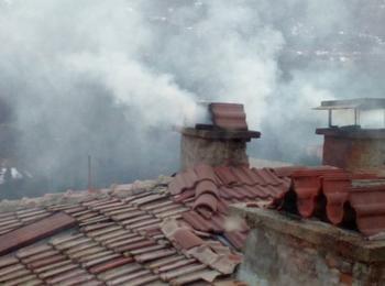 Огнеборци спасиха къща от пожар в Момчиловци