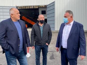 Премиерът Борисов посети депото за сепариране в Община Доспат