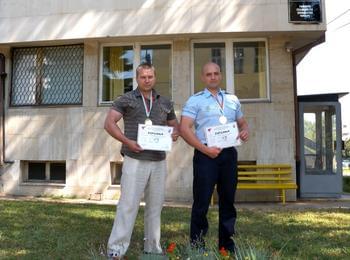 Смолянски полицаи спечелиха златни медали в състезание