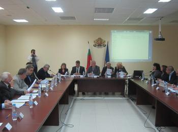 Областният управител участва в заседание на Регионалния съвет за развитие на Южен централен район