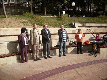  Кметът Николай Мелемов и началникът на РИО откриха първия регионален празник на „Ученето през целия живот”