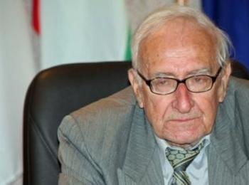 Почина археологът проф. Димитър Овчаров