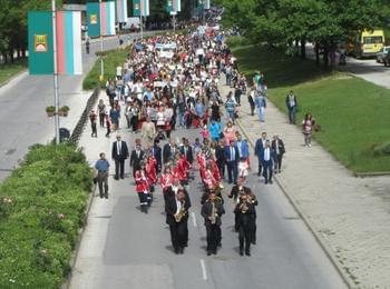 Празнично шествие за 24 май в Смолян