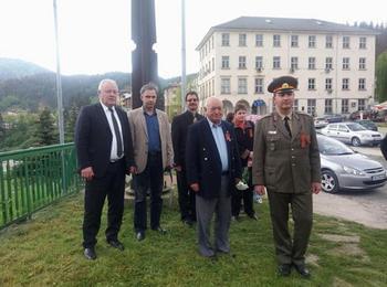Кметът Николай Мелемов поздрави лично ветераните от войните на 9 май