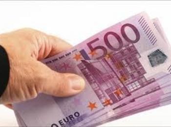 Дръжте парите си в банките в евро, съветват икономисти