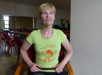  Естер Вилемс от Холандия:  „Обичам българските танци и ги преподавам на ваши емигранти в Хага“