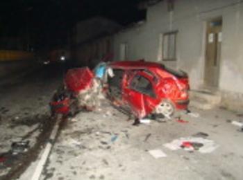 Пиян и с превишена скорост е карал шофьора причинил катастрофата  в Устово