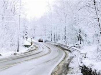 Въвеждат се ограничения за движението в Чепеларе заради силния снеговалеж