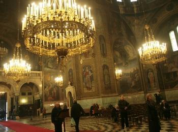 Православната църква чества Неделята на Всички български светии