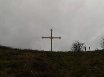 Осемметров кръст ще закриля Девинското село Михалково