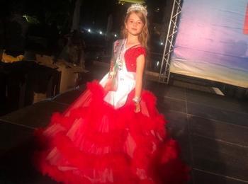 8-гдишната Мартина от Смолян стана победителка в националния конкурс “Little Miss Bulgaria” 