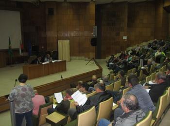 Съветниците гласуваха 2400 лв. заплата на кмета на Смолян