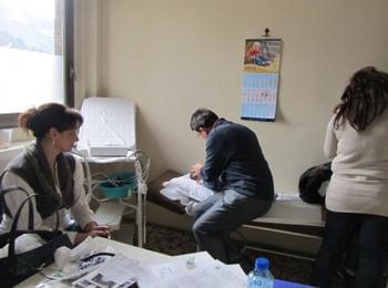 Около 30 деца прегледаха специалисти от Пловдив по покана на д-р Дариткова, депутат от ГЕРБ 