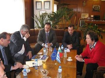 Дора Янкова се срещна с областния управител на Източна Македония