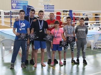 СК "Арес-Мадан" с 4 златни и 2 сребърни медала от международен турнир по кикбокс в Гърция
