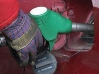 Изнервен клиент разкъса маркуча на газоколонка на бензиностанция в Смолян