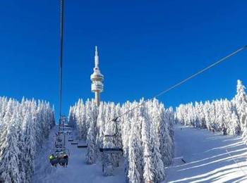 Скизоната в Пампорово е отворена, с над метър сняг, записванията и резервациите на туристите очертават добър сезон