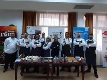 Chef's club Smolyan готвят за служители на РЗИ и аптекари по повод рождения си ден