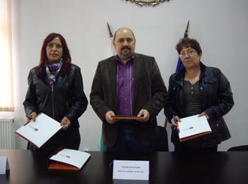  Община Чепеларе подписа колективен трудов договор в средното образование