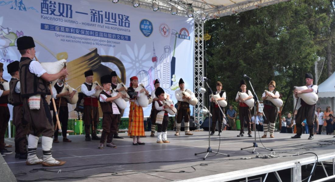 Киселото мляко става новия път на коприната