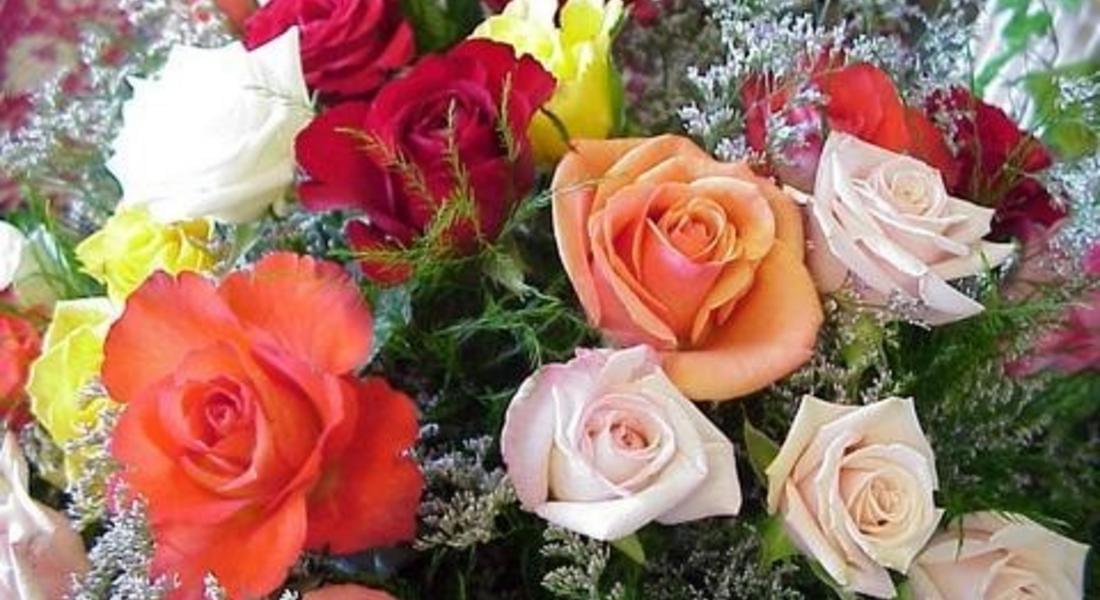 Кметът Николай Мелемов поздрави дамите 