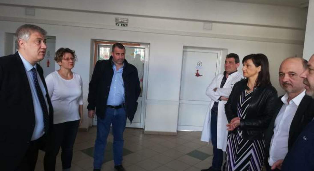 Над 300 деца прегледаха в МБАЛ - Смолян специалисти от "Пирогов "