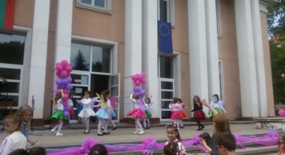 Най-малките жители на Мадан отбелязаха своя празник