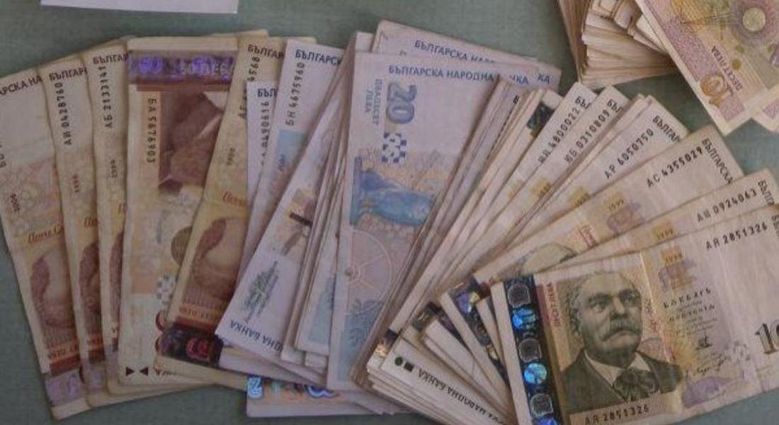 Откраднаха над 3 000 лв. от товарен автомобил в Златоград