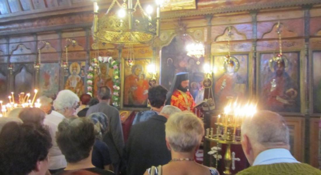 Храмов празник за 179-и  път отбеляза църквата Св.Неделя в  Райково 