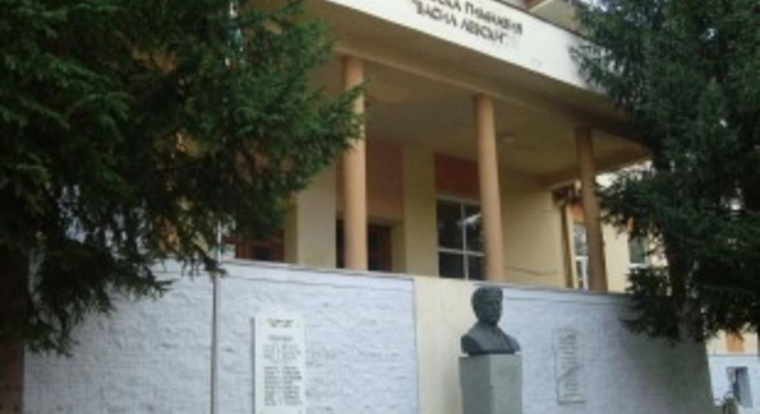 Кметът Николай Мелемов открива учебната година в  ПМГ „Васил Левски”