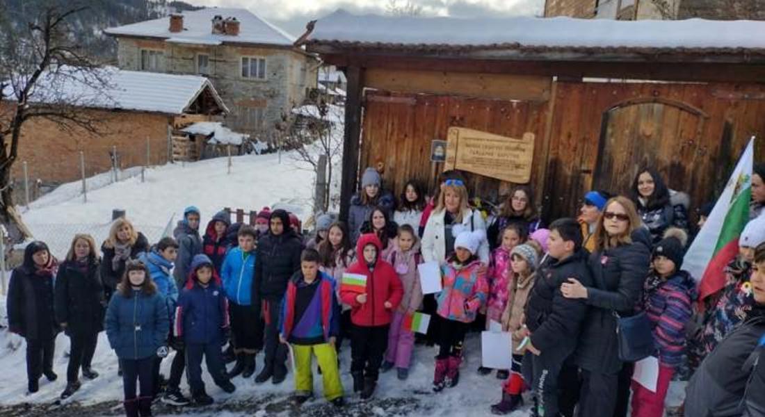 В чест на 3-ти март в Момчиловци почетоха единствения си опълченец Вълко Гайдаров