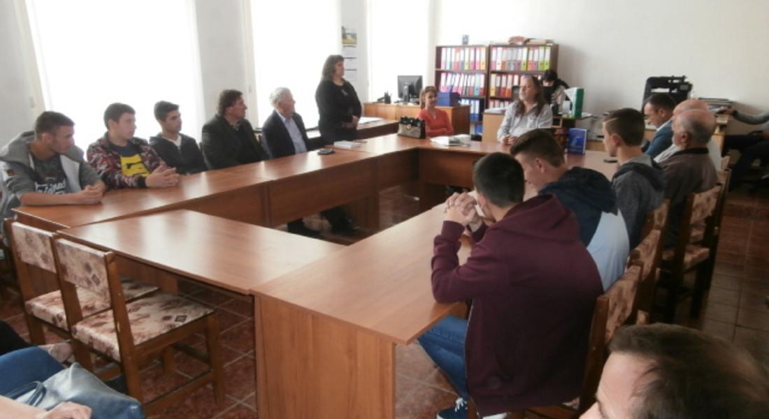  Нидал Алгафари представи книгите си в Доспат