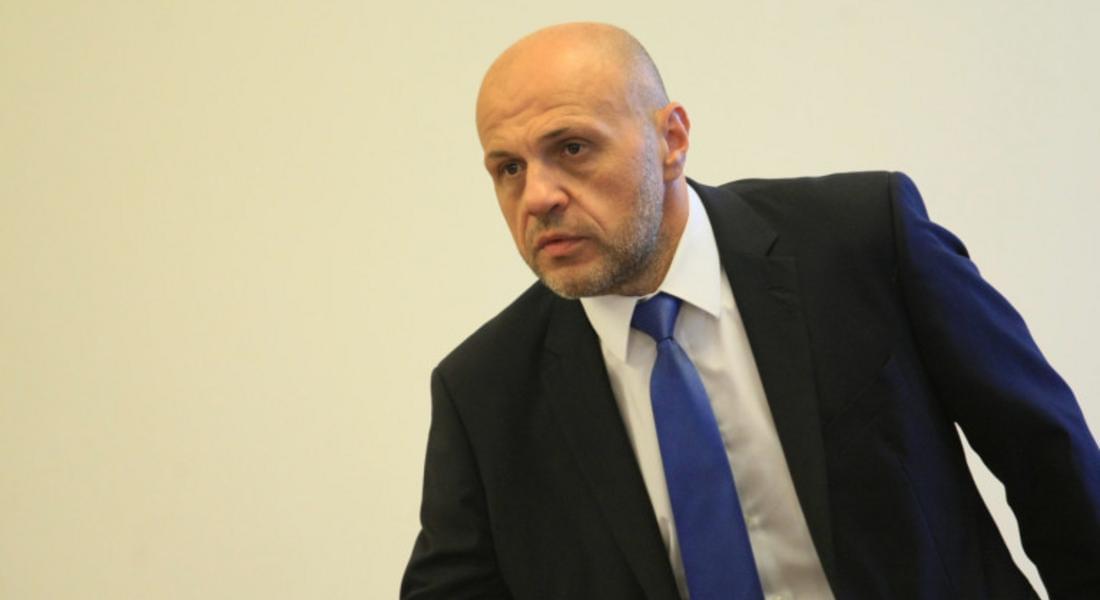 Дончев изключи референдум за смяната на часа, предполага, че оставаме на лятно