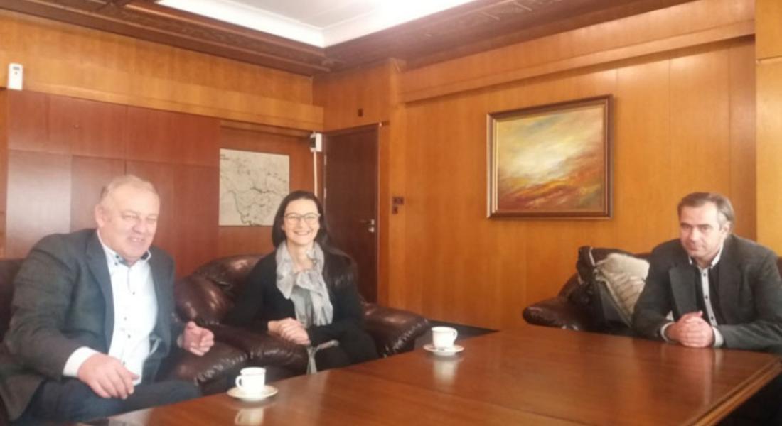  Радиоводещата Евелина Павлова ще обучава бъдещи журналисти от две смолянски училища