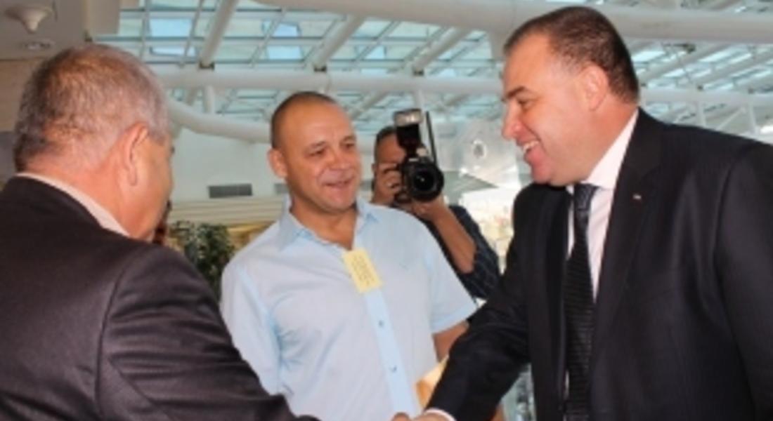 Министър Найденов: Млечните продукти с растителни мазнини трябва да носят етикет „Вредно за вашето здраве”