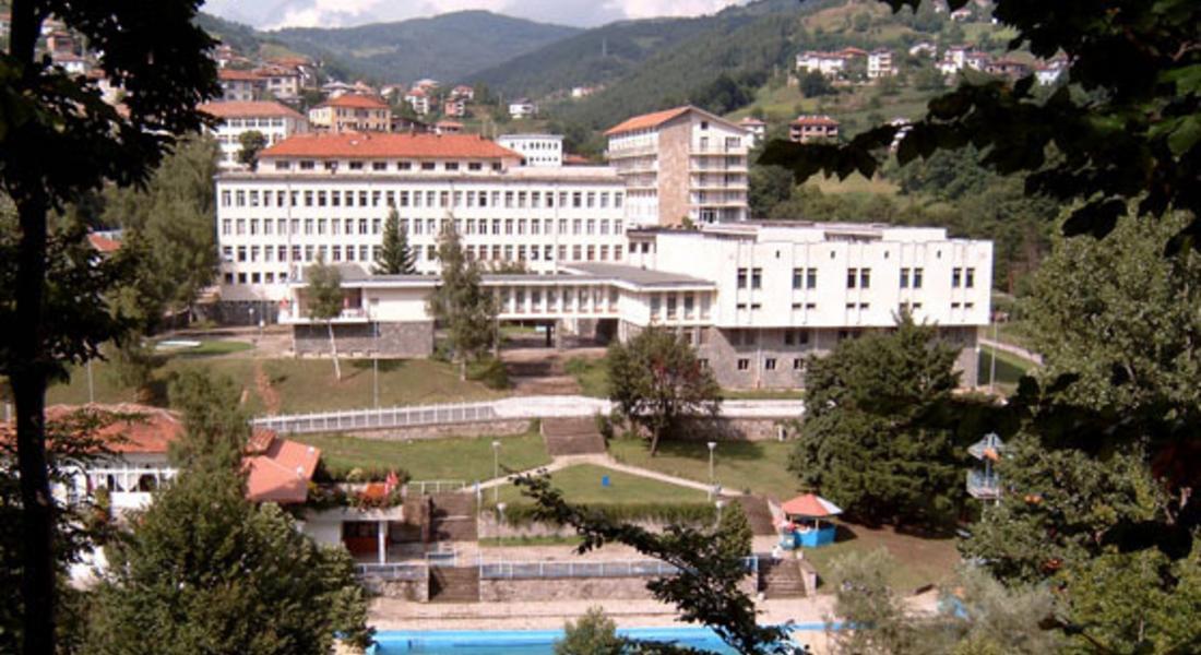  Обездвижването пред компютъра намалява възрастовата граница на пациентите с шипове 