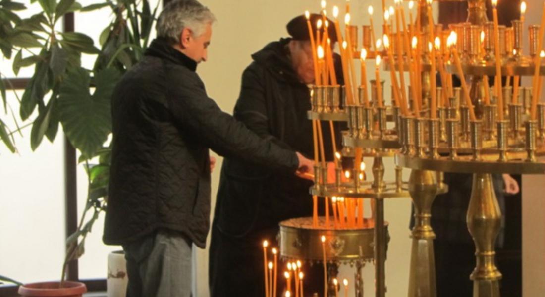 Архимандрит Висарион оглави светата Божествена Литургия на Рождество Христово  в храм „Св.Висарион Смоленски”