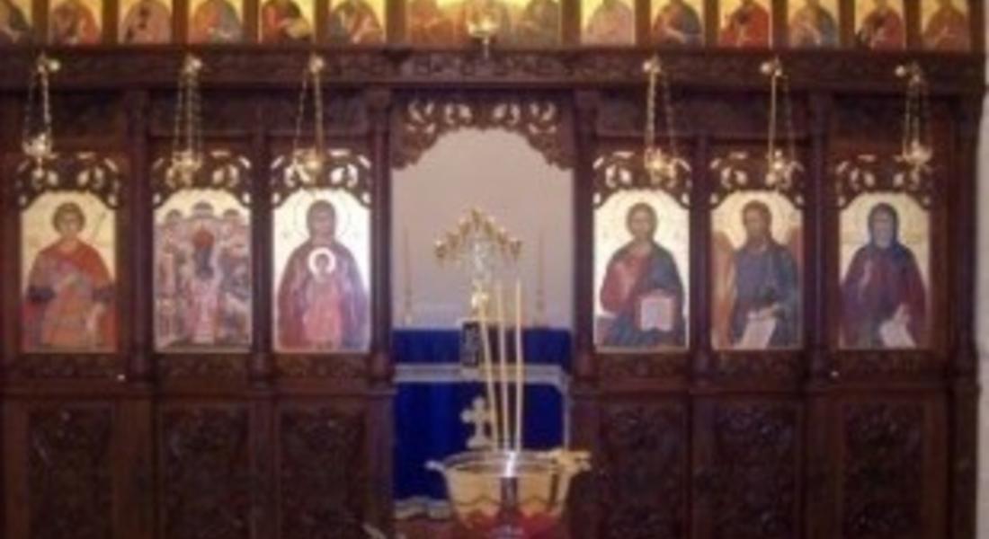 Служители на пожарната проверяват църквите в област Смолян, в които ще се провеждат литургии за Великден