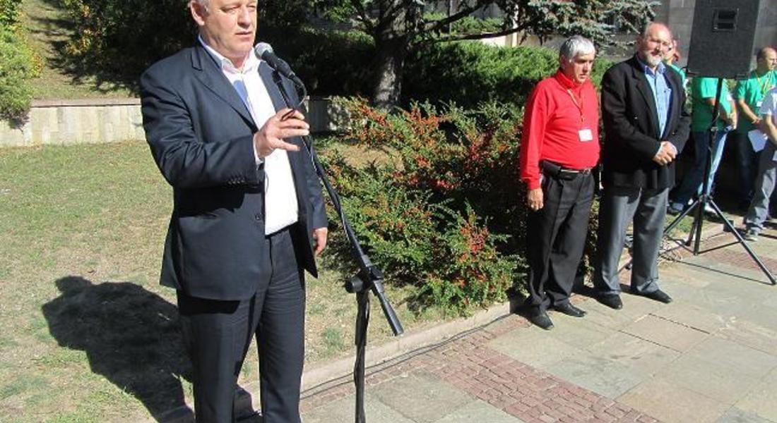 Кметът Мелемов откри лекоатлетическата щафета, 360 деца участват  в надпреварите