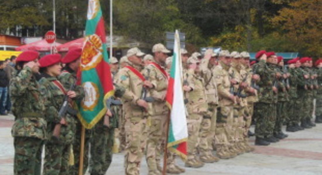 Военнослужещите от 101 алпийски батальон с благотворителни инициативи за Коледа