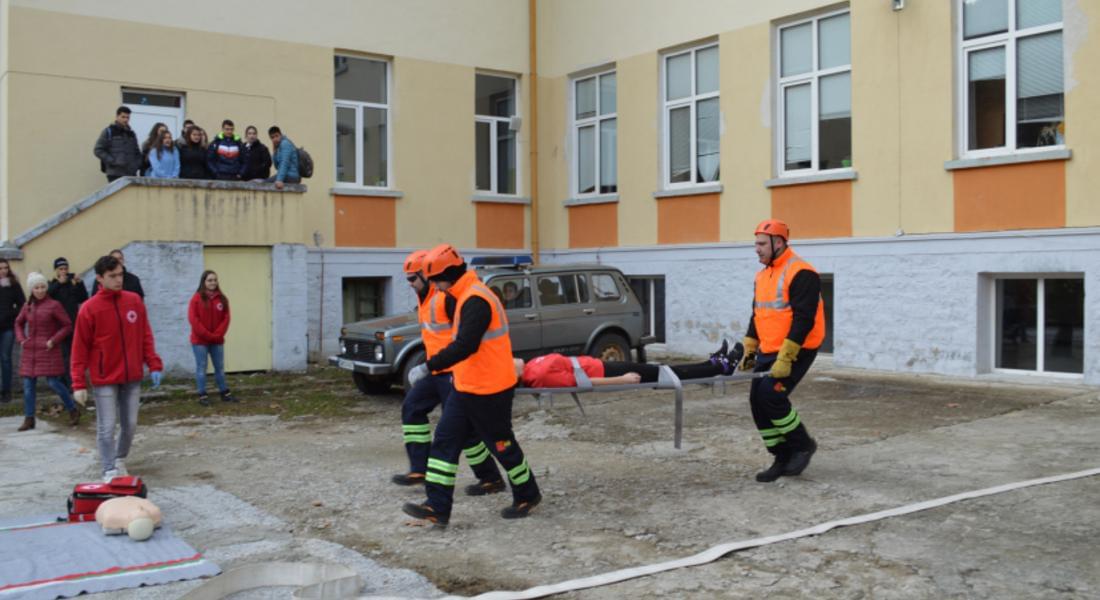 С различни инициативи в Смолян отбелязаха Международния ден на доброволците