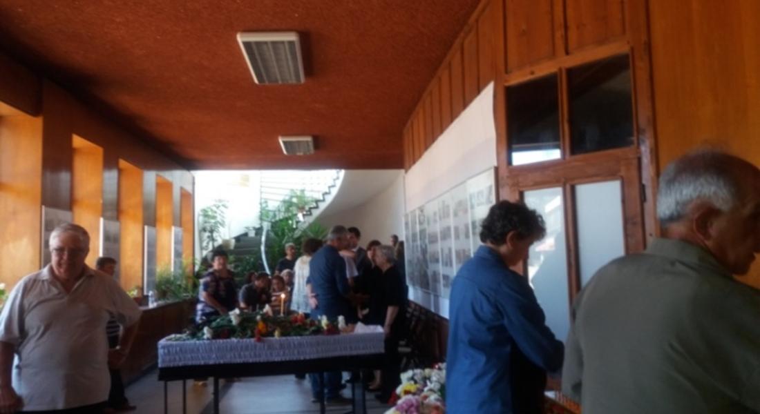  Сбогувахме се с доц.Христо Гиневски