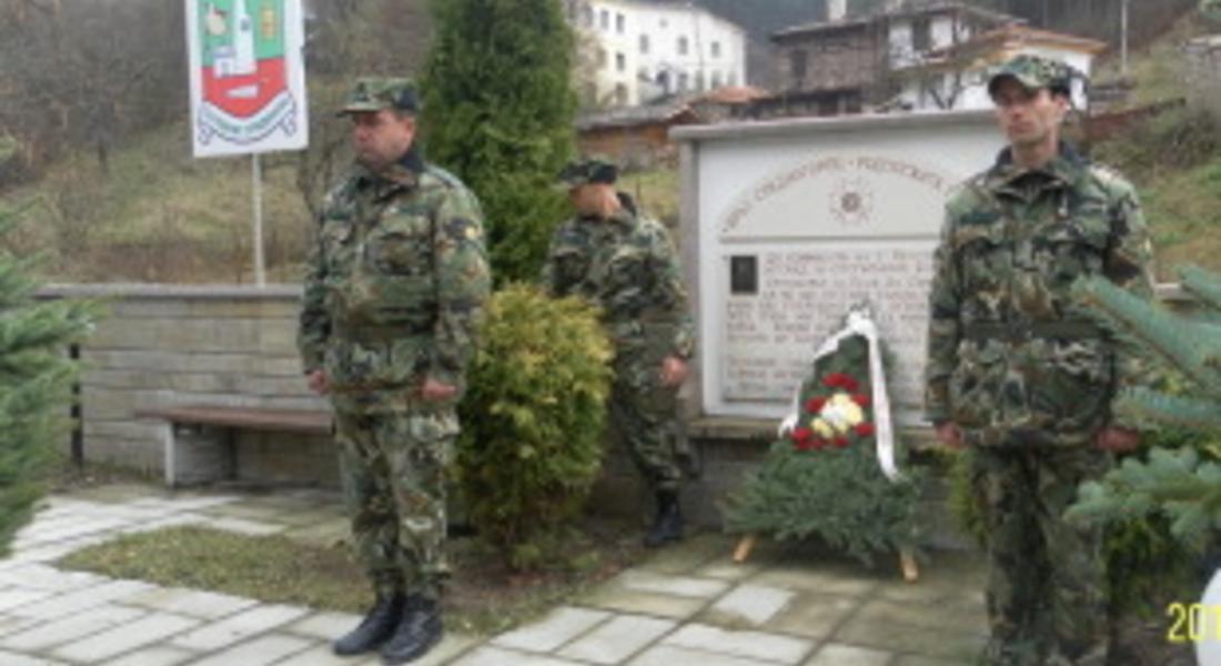 Днес сухопътните войски отбелязват своя празник 