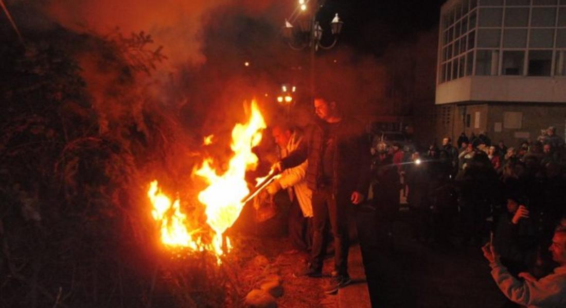 Ламби Хаджихристев запали орадата в кв.Устово