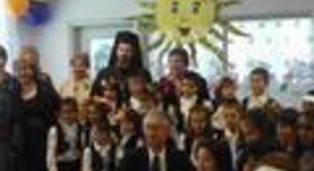 Посланика на Япония посети детска градина в Смолян