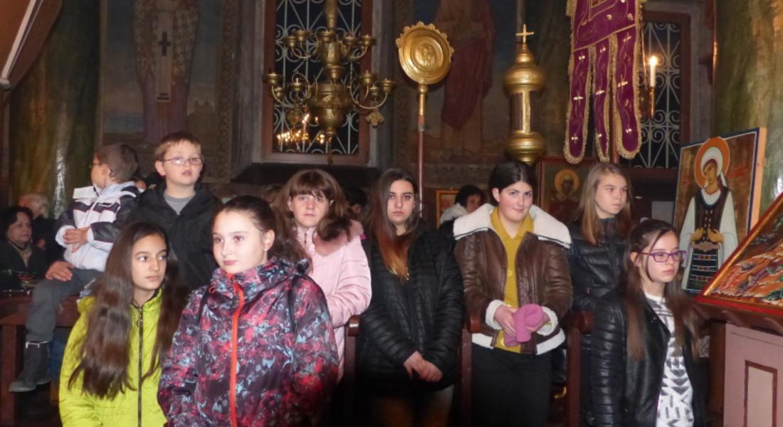   На Смолян и на целия български народ  свети Николай да дарува здраве и спасение!