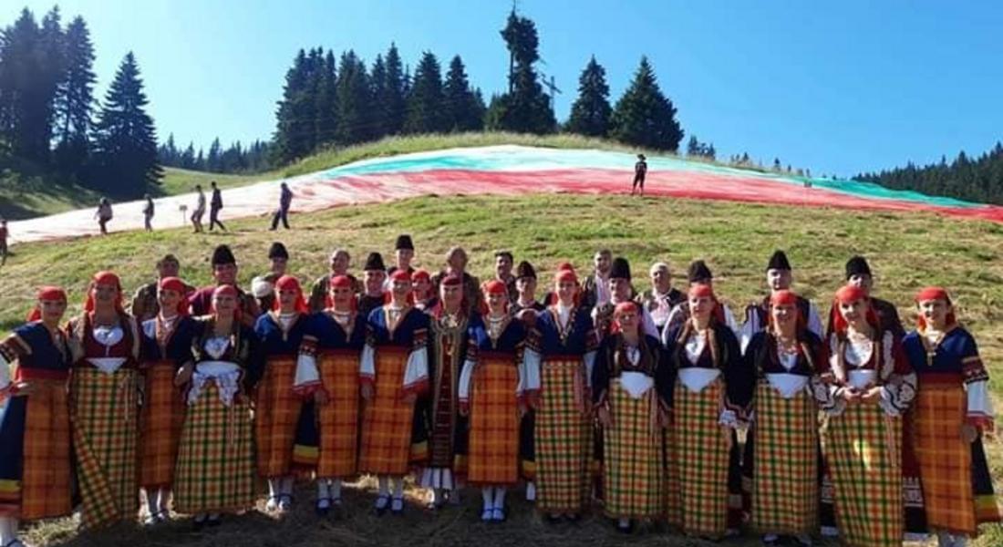 Фолклорният ансамбъл "Родопа" подготвя нов спектакъл "Картини от една изложба"