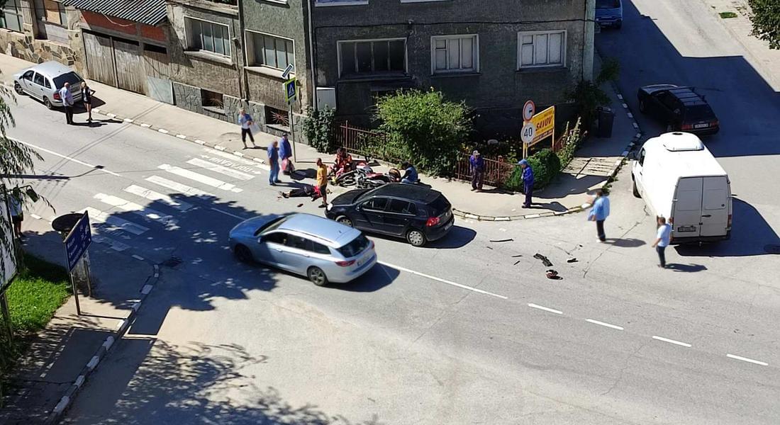 Двама пострадаха при катастрофа в Чепеларе 