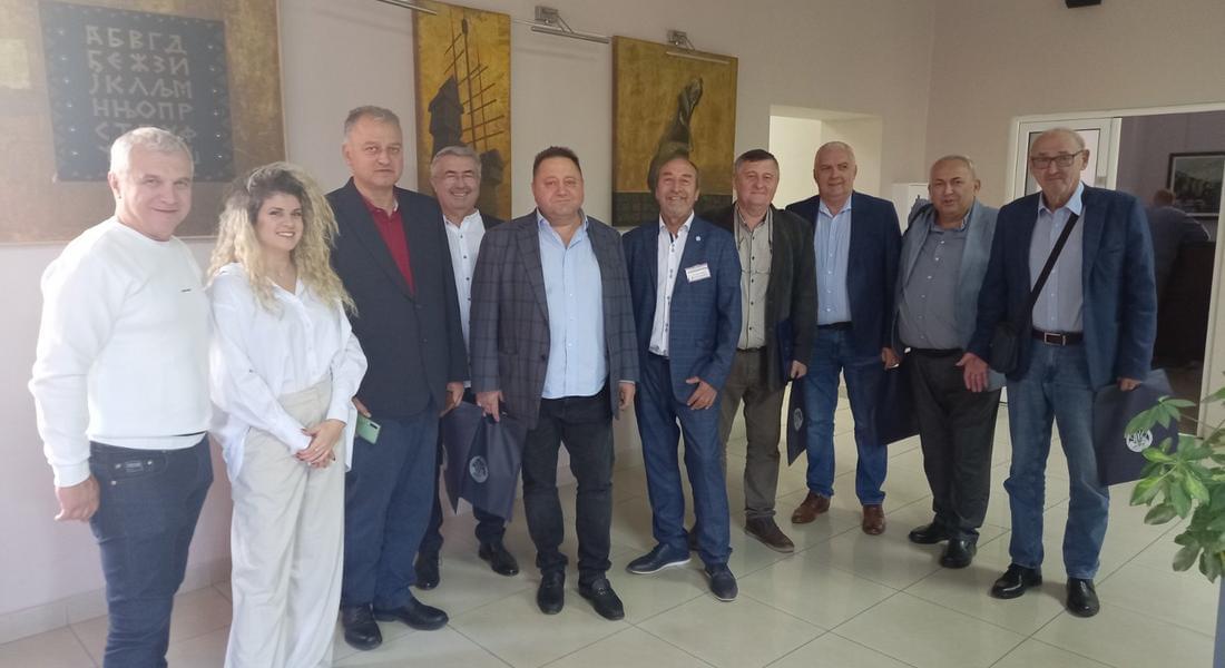 Президентът на ЮЕМФ проф.  Андрей Кехайов в участва в научната  програма на 47 –ия международен конгрес в гр. Крагуевац, Сърбия  
