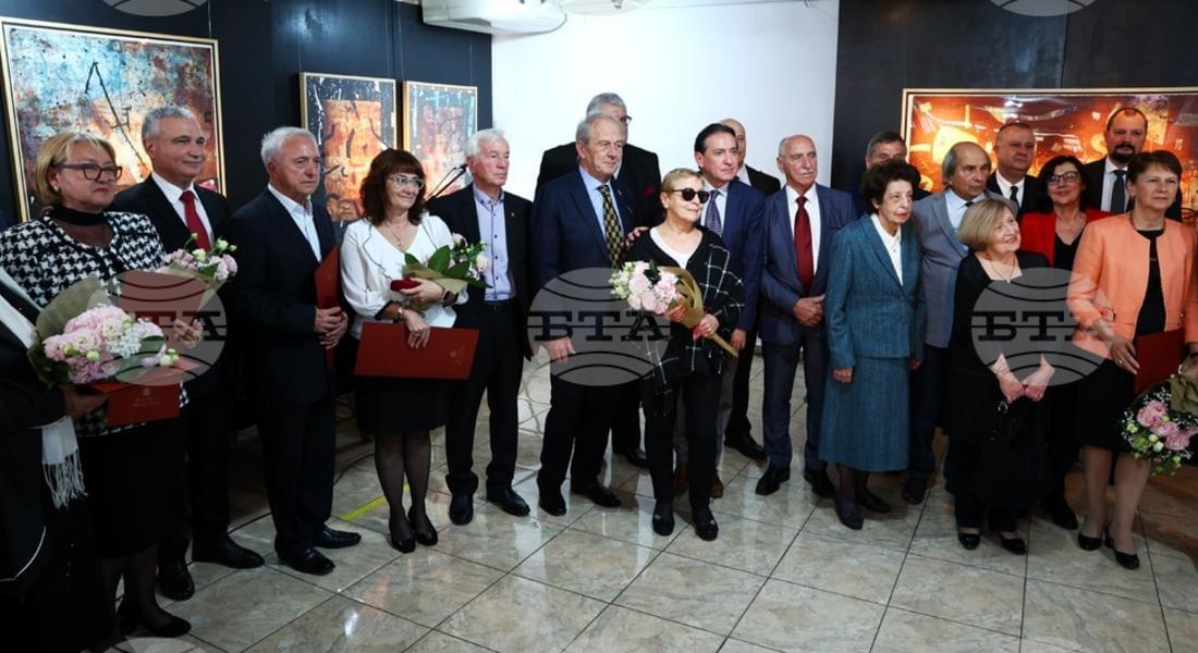 ТРИМА РОДОПЧАНИ СЪС „ЗЛАТЕН ВЕК” ОТ МИНИСТЕРСТВОТО НА КУЛТУРАТА